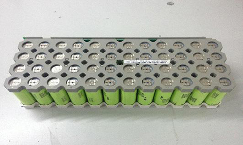<b>鋰電池包組裝過(guò)程及安裝注意事項(xiàng)，趕緊收藏吧!</b>