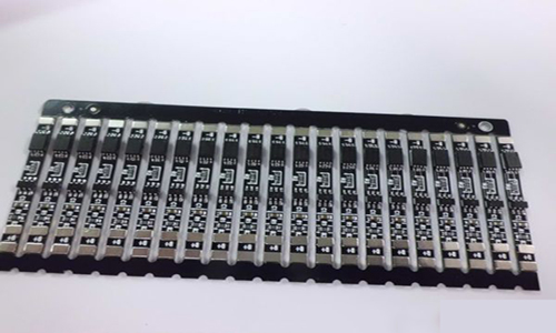 <b>電動車鋰電池保護(hù)IC芯片的作用</b>