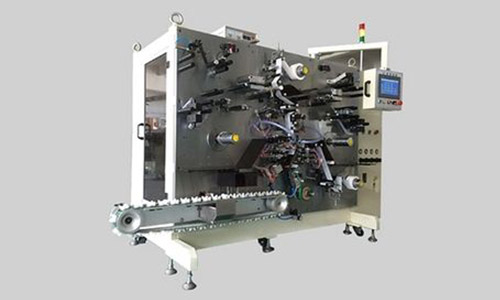 <b>鋰電池制造生產(chǎn)關(guān)鍵設(shè)備—鋰電專用卷繞機</b>