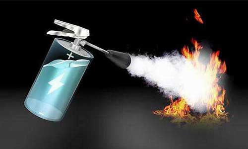 <b>為什么鋰電池會(huì)爆炸著火？防止鋰電池著火的辦法</b>