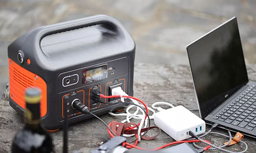 <b>東北多地限電怎么解決？便攜式移動(dòng)電源實(shí)力推薦</b>